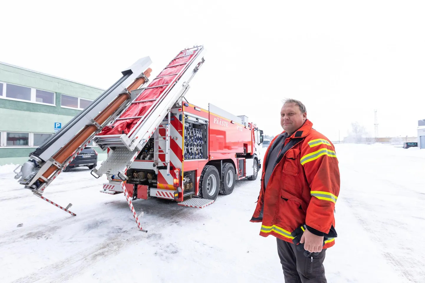 Eilo Eesmäe oli veebruari lõpuni Türi päästekomando pealik. Nüüd on ta Päästeametis ametis tehnikuna.