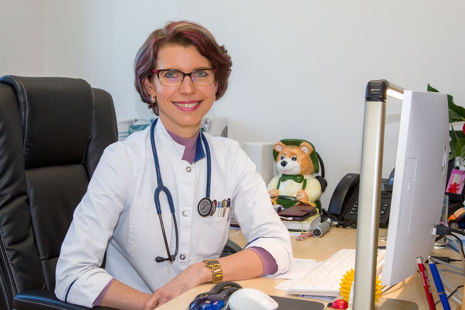 KONKREETSE JUTUGA DOKTOR: “Ma oskan ikka muinasjutte ka rääkida kui vaja, lihtsalt muinasjutt võtab rohkem aega,” ütleb Eve Nurmekivi.