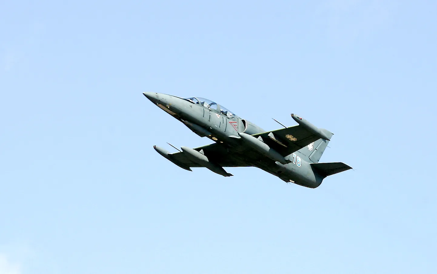 Истребитель F-16 Fighting Falcon. Иллюстративное фото