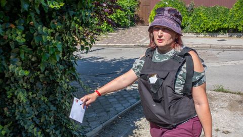 Kherson postal worker braves Russian drones on front-line route