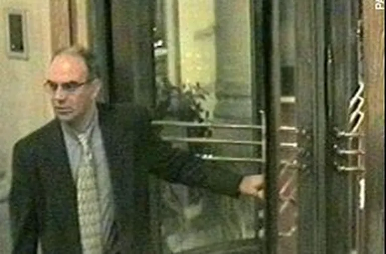 Henri Paul Pariisi Ritz hotelli turvakaamera videokaadril