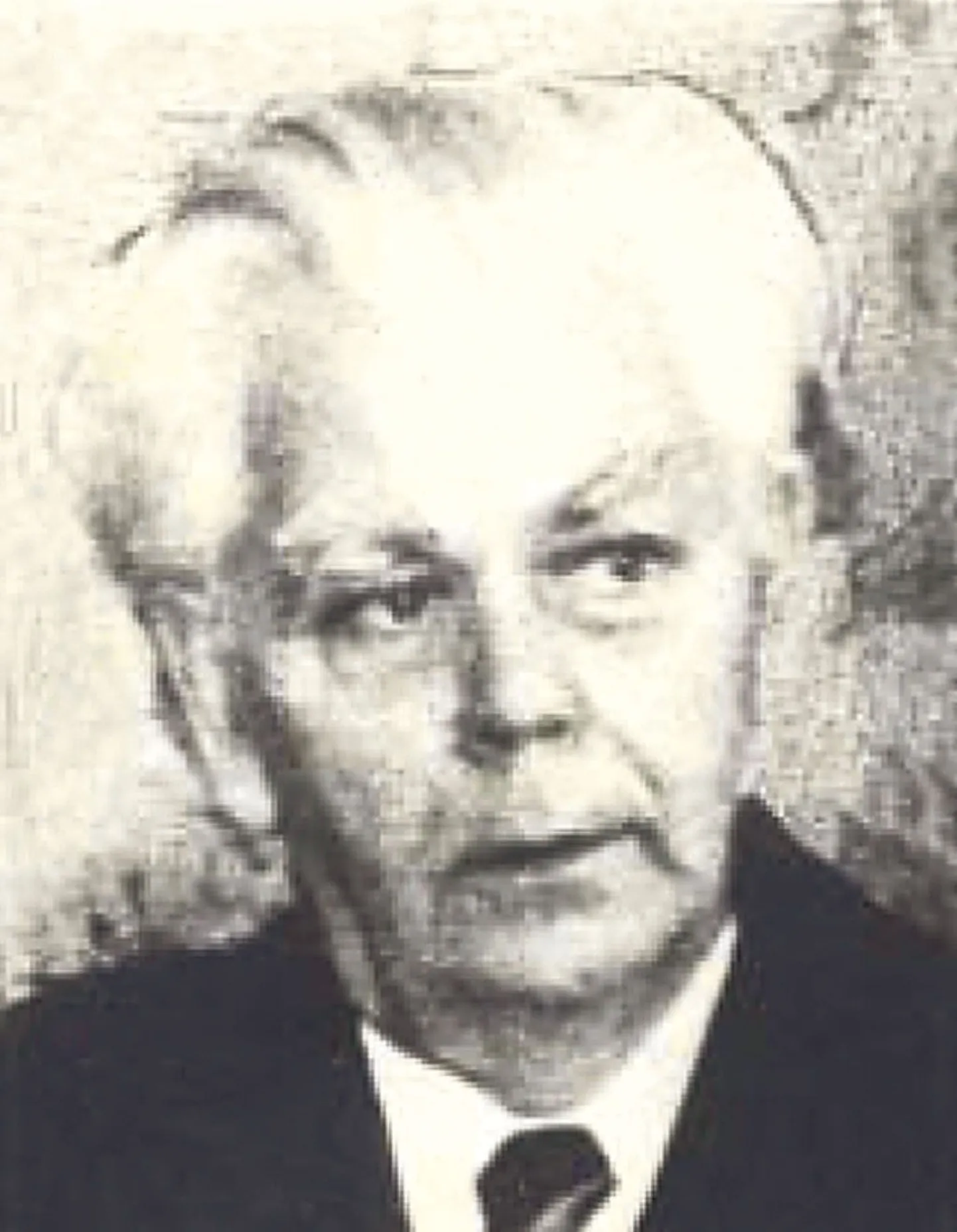 Voldemar Rumessen.