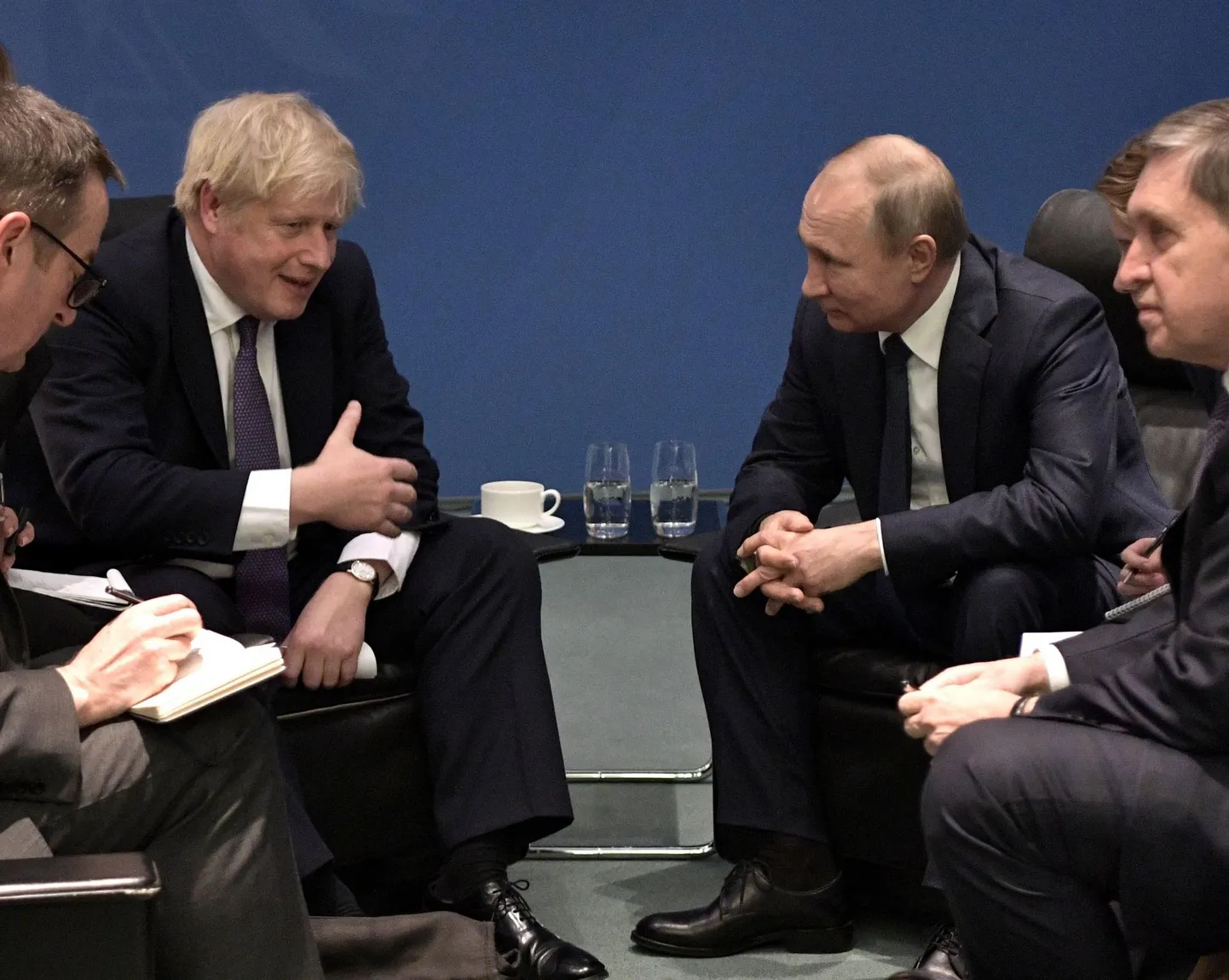 Briti peaminister Boris Johnson ja Venemaa president Vladimir Putin tänavu jaanuaris Berliinis Liibüa konflikti arutamiseks kokku kutsutud tippkohutumisel. 