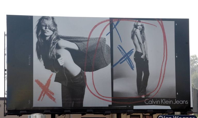 Kate Moss Calvin Kleini reklaamis (Mavrix)