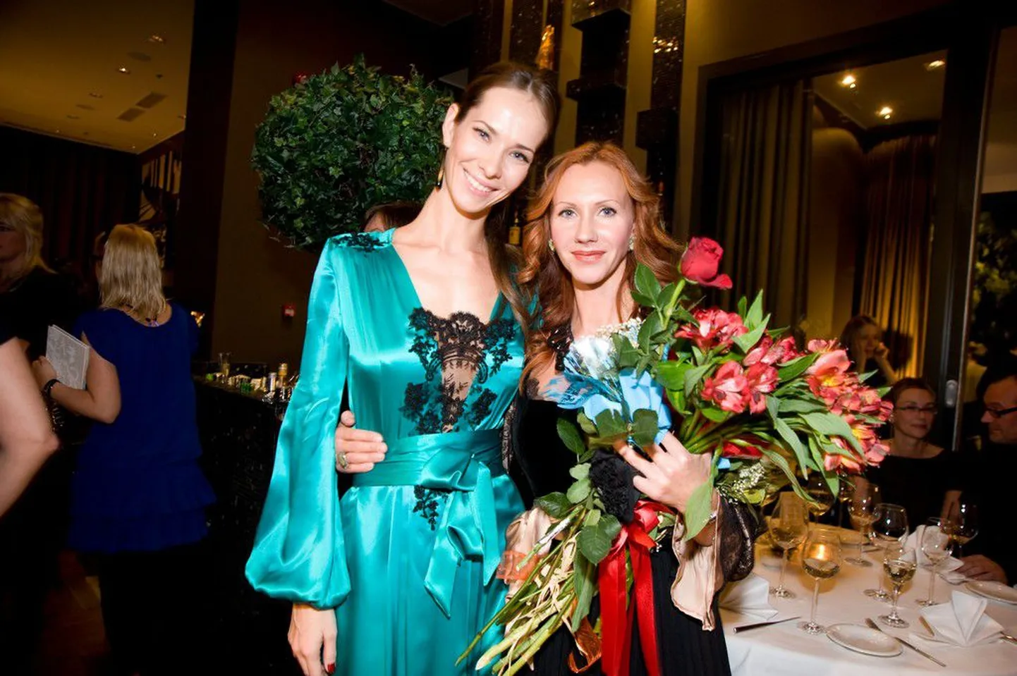 Tallinn Fashion Week: Lilli Jahilo ja Kristina Viirpalu moekollektsioonide esitlus restoranis Gianni 04.11.09