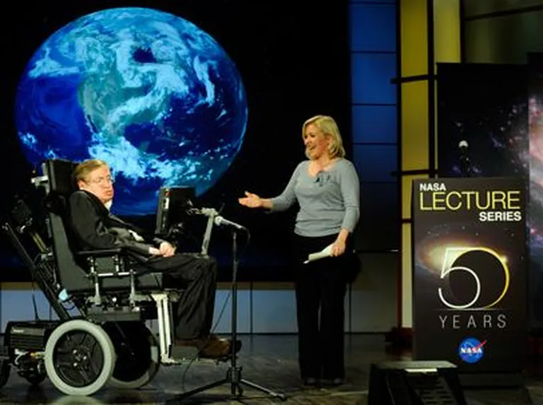 Lucy ja Stephen Hawking