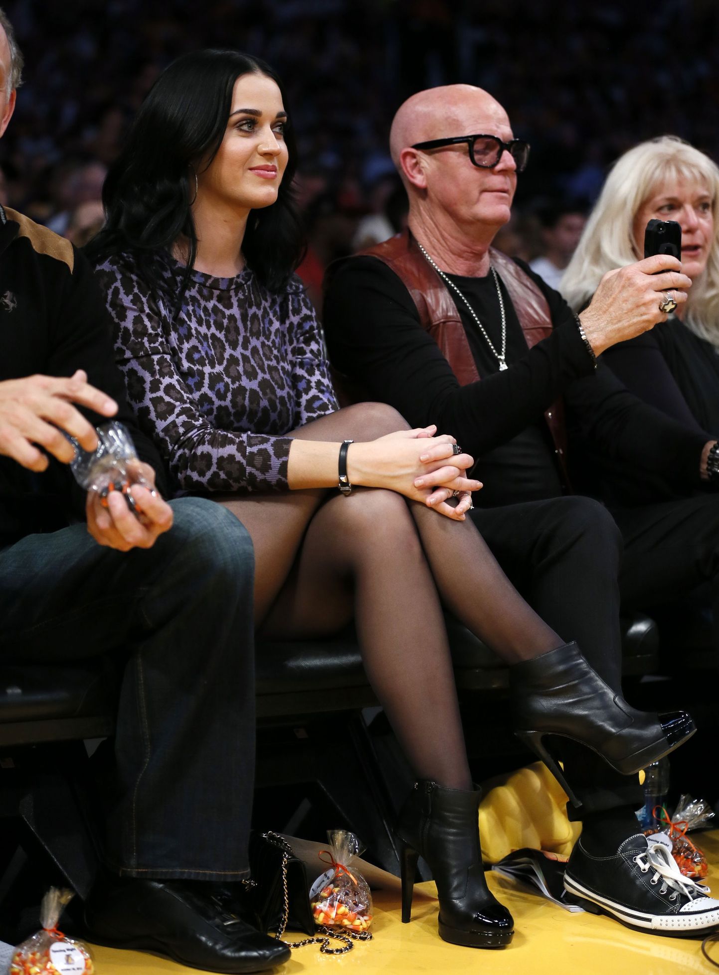 Katy Perry LA Lakersi mängu vaatamas
