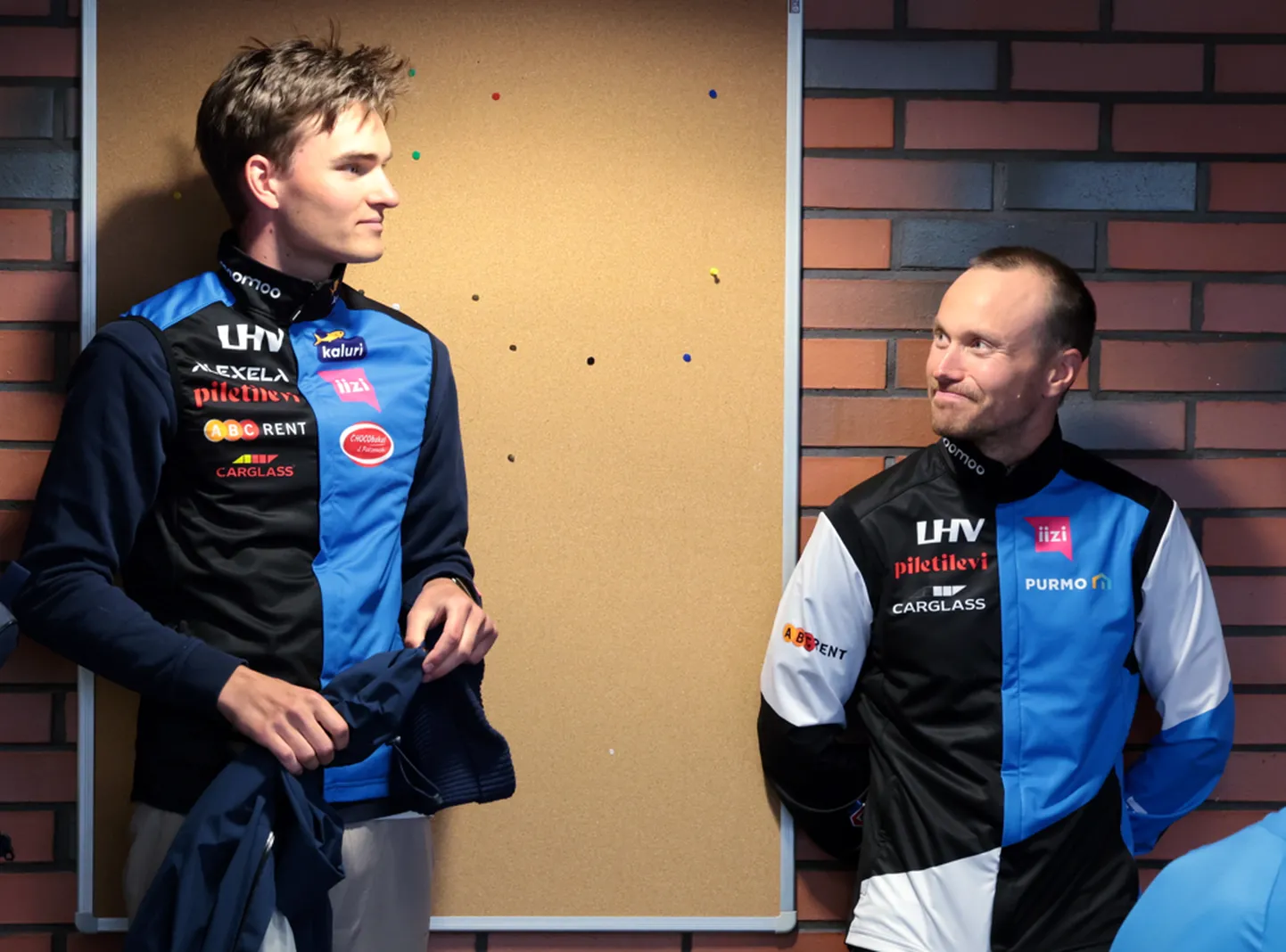 Eesti laskesuusatamise tulevikulootus Jakob Kulbin (vasakul) ja koondise värske treener, norralane Håvard Bogetveit.