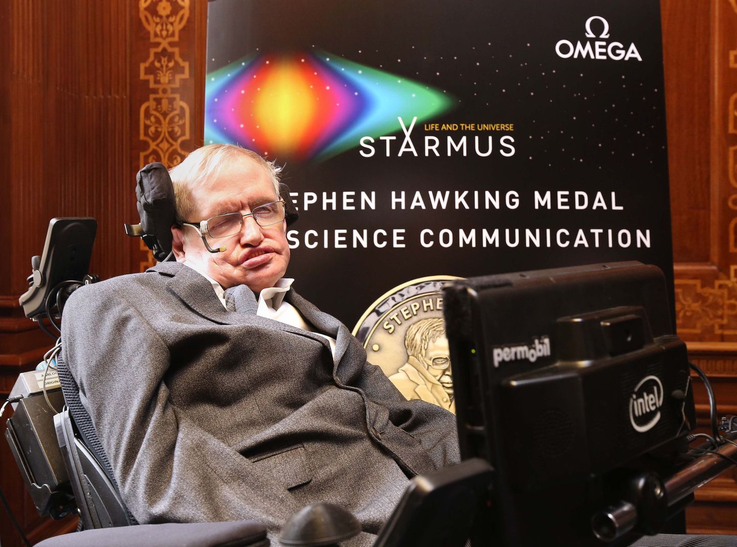 Professor Stephen Hawkingi sõnul peab inimkond lähima 200 kuni 500 aasta jooksul tähtede poole reisima hakkama.
