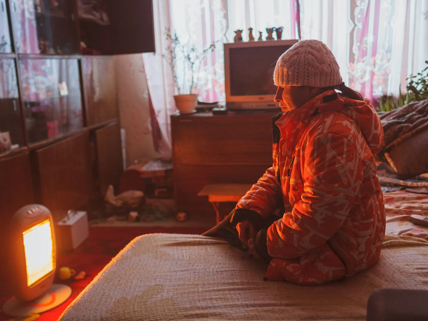 Жители нескольких домов Кохтла-Ярве замерзают у себя дома.