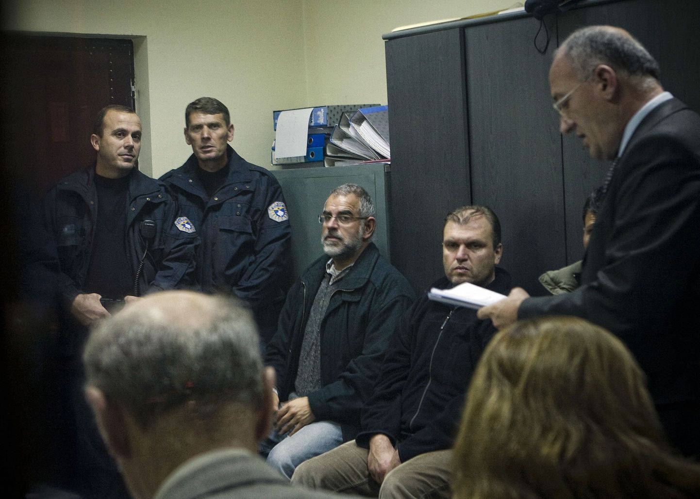 Kosovos vahistatud kolm Saksa luuretöötajat vabastatakse.