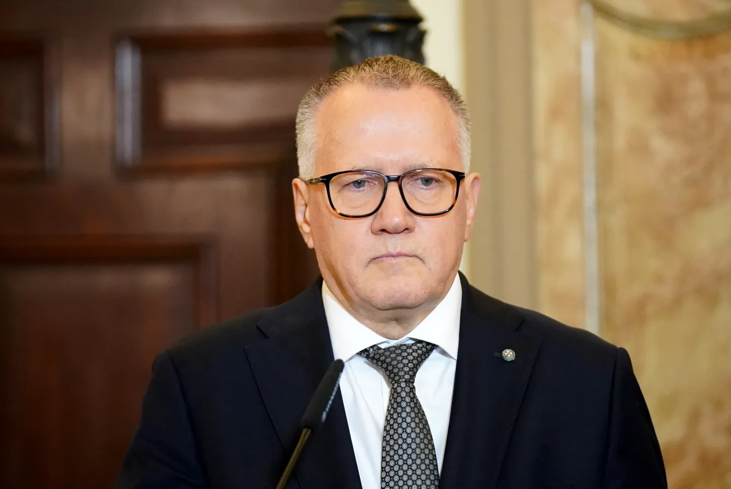 Министр финансов Арвил Ашераденс