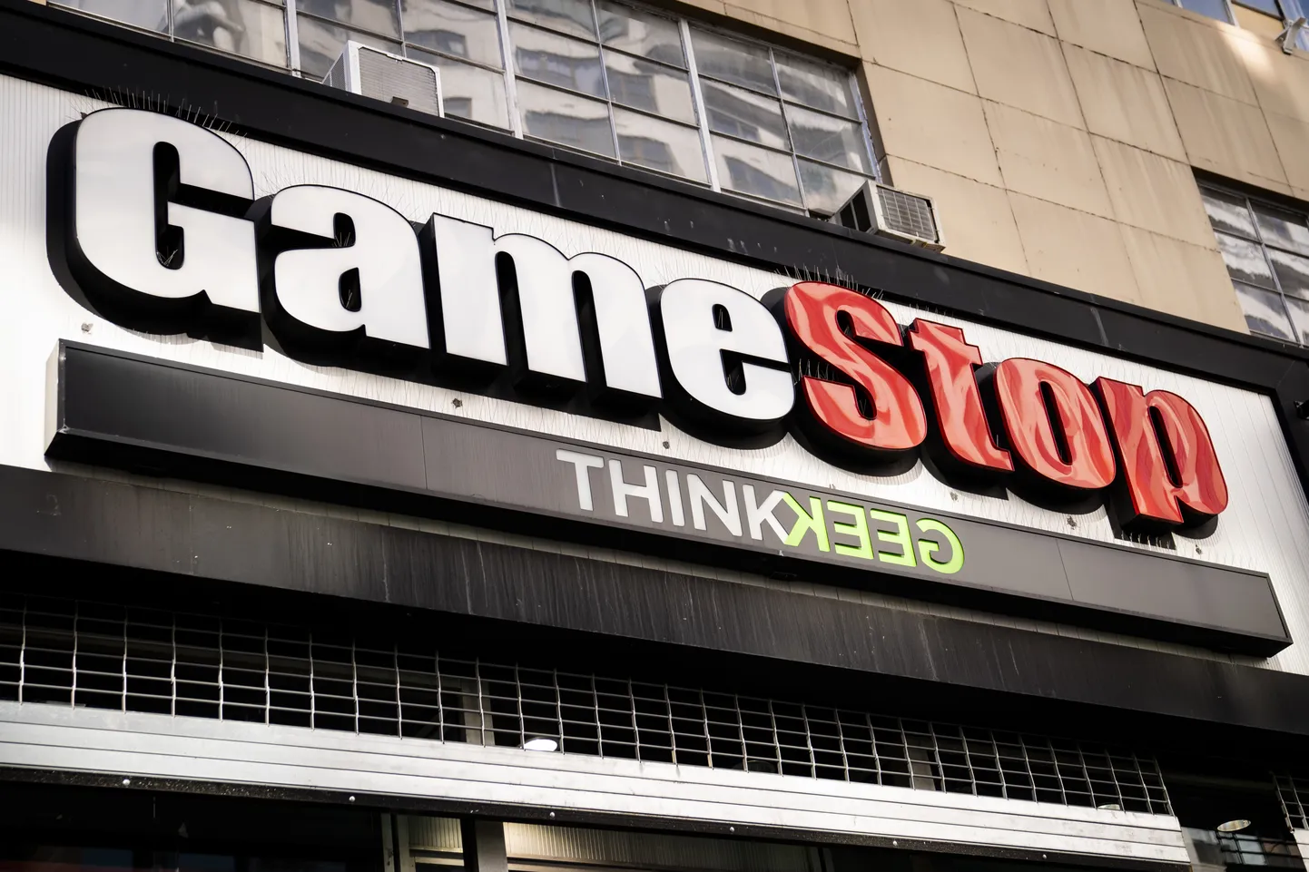 GameStopi aktsia hullutab investoreid suurte liikumistega
