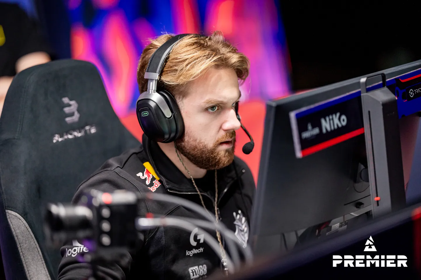 Maailma edetabeli viies tiim G2 võttis 0:2 kaotuse portugali meeskonna SAW vastu, kes on HLTV edetabeli 29. kohal. Pildil G2 staarmängija Nikola «NiKo» Kovač