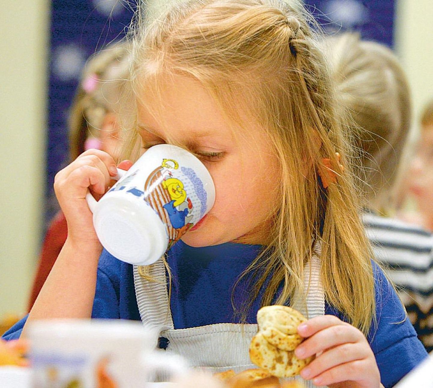 Tallinna Mürakaru lasteaed pakub oma kasvandikele toitu, mis vastab tervisekaitse laboriuuringute andmeil igati toiteväärtuse nõuetele.