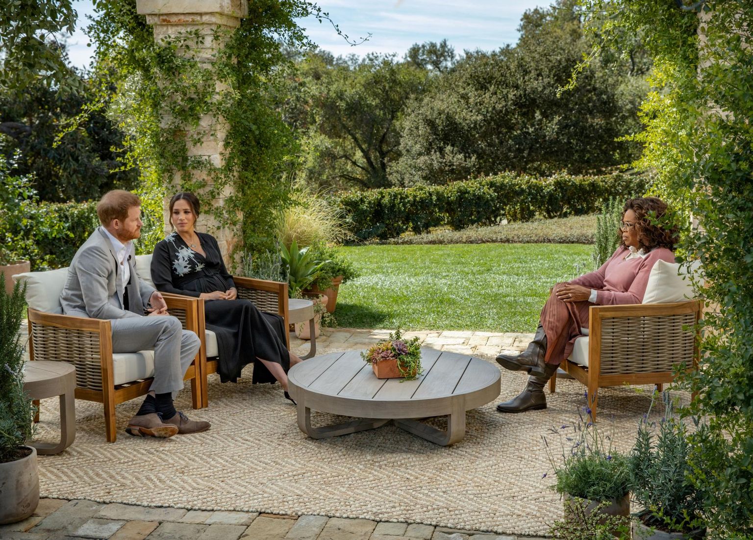 Prints Harry ja tema abikaasa Meghan Markle annavad telekanalil CBS eetrisse läinud kahetunnist intervjuud Oprah Winfreyle.