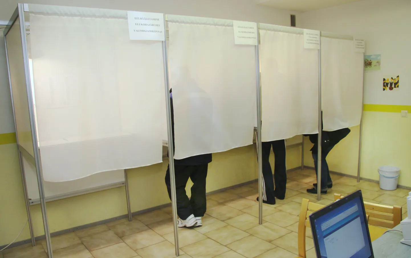 Kohaliku omavalitsuse volikogu valimine 2009. aastal. Eelhääletus Pärnus.