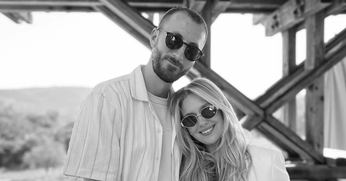 Hokimängija sai kinga, sest ta naine on rase