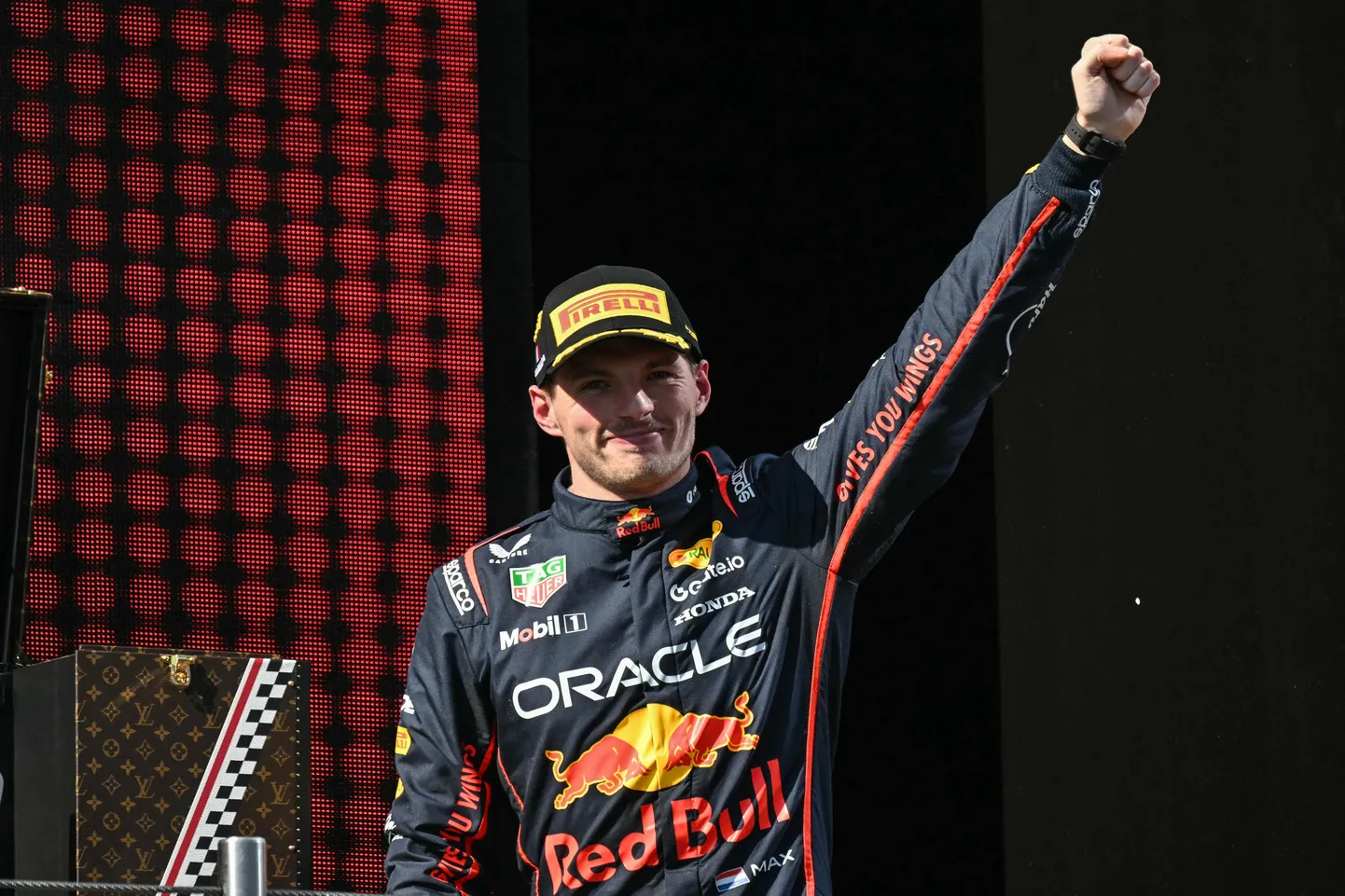 Max Verstappen tegi esituse, mis meenutas eelmisi aastaid.