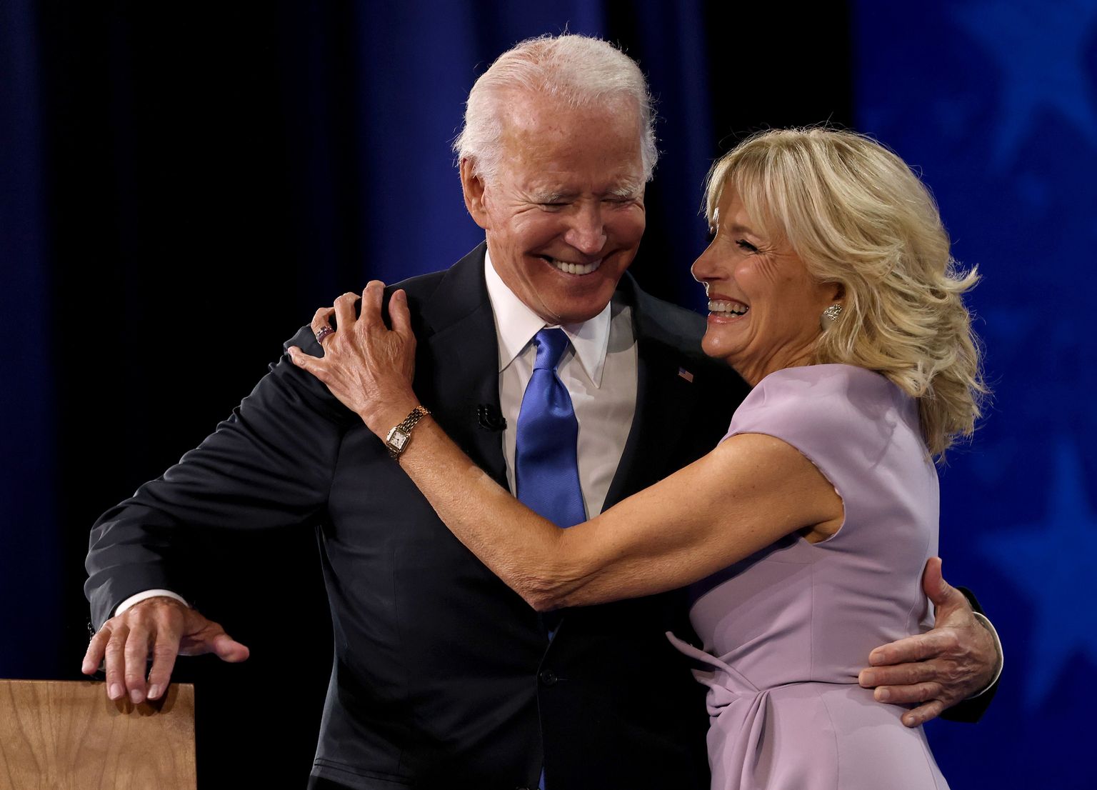 USA demokraatide presidendikandidaat Joe Biden abikaasa ja võimaliku tulevase esileedi Jill Bideniga.