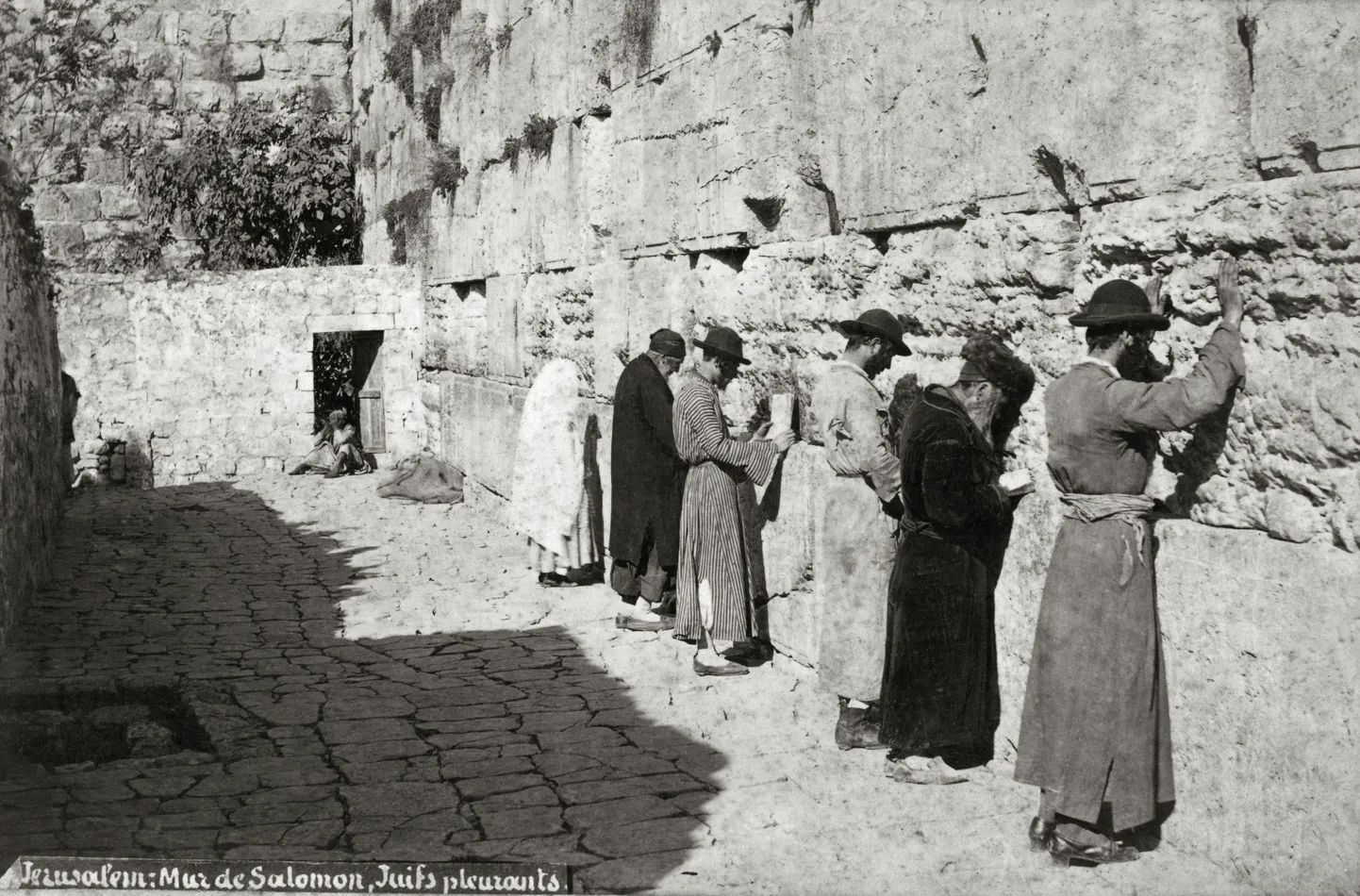 Nutumüür 1880. aasta paiku