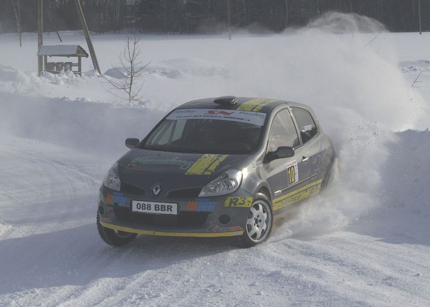 Eesti rallisprindi esimesel talvisel osavõistlusel näitasid kaheveoliste autode sportklassis parimat minekut Tiit Rattasep ja Ain Heiskonen.