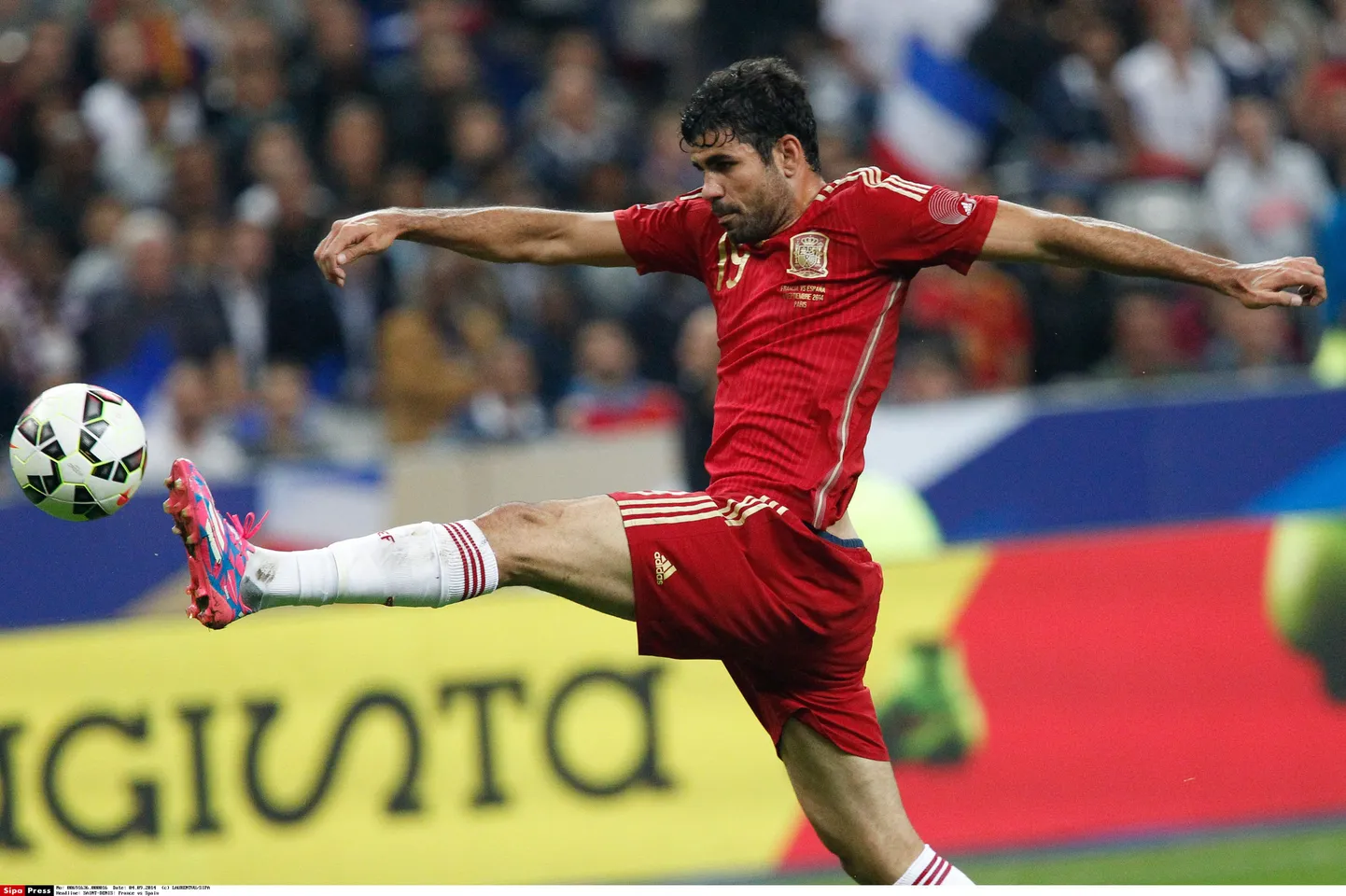 Diego Costa Hispaania koondise särgis.