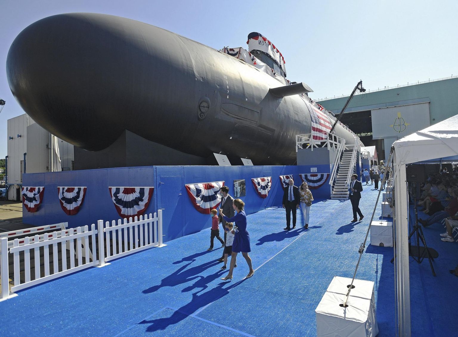 USA tuumalaevastiku isaks tituleeritud Virginia-klassi allveelaev Hyman G. Rickover tänavu suvel enne vettelaskmistseremooniat.