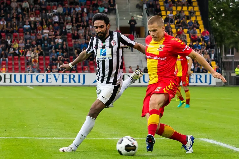 Henrik Ojamaa (paremal)