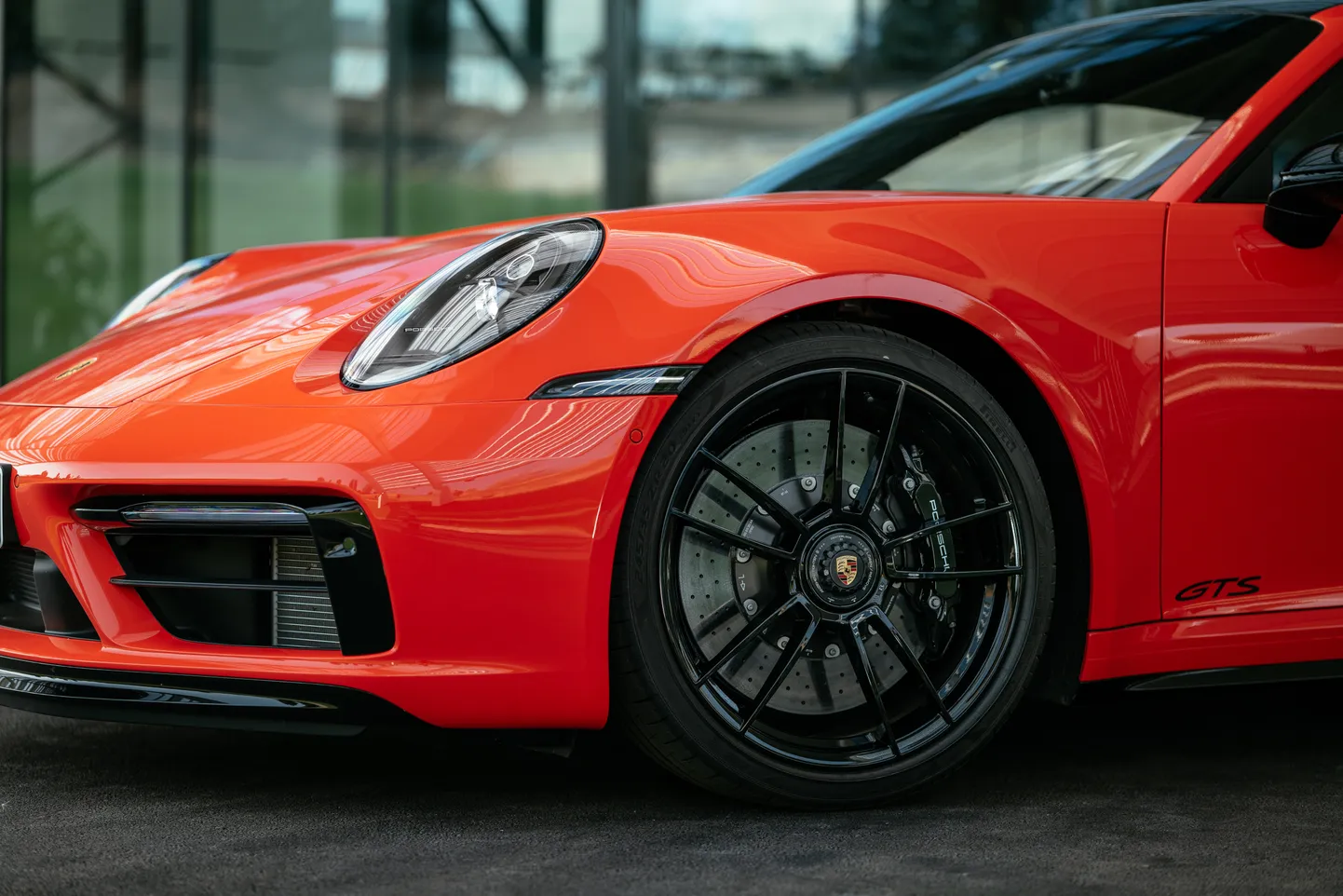 Porsche automašīnas