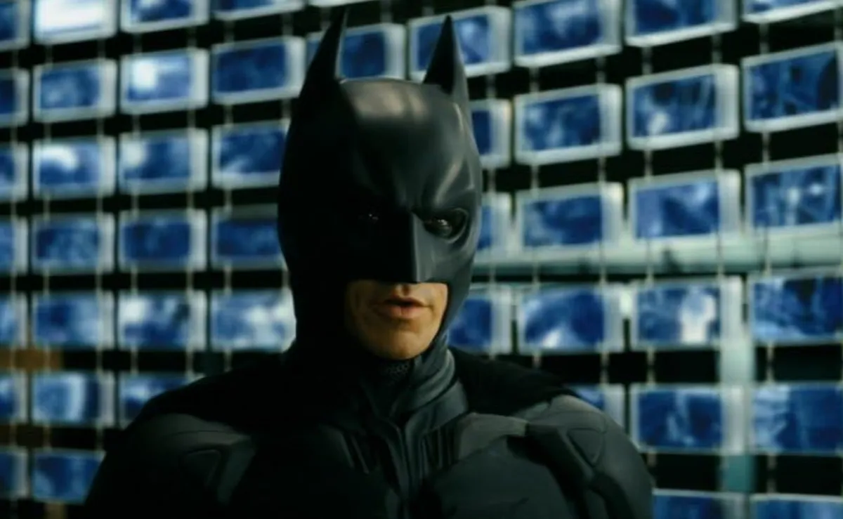 In The Dark Knight, Gotham City's extravagant vigilante Bruce Wayne, also known as Batman, employs an innovative sonar system that allows him, among other things, to see through walls. Estonian police is about to adopt a similar capability.