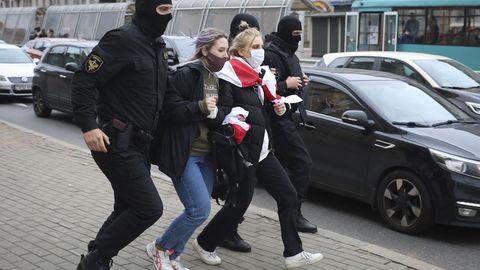 Телеканал LRT: в переселившемся из Беларуси в Литву мужчине опознали экс-милиционера, подавлявшего протесты