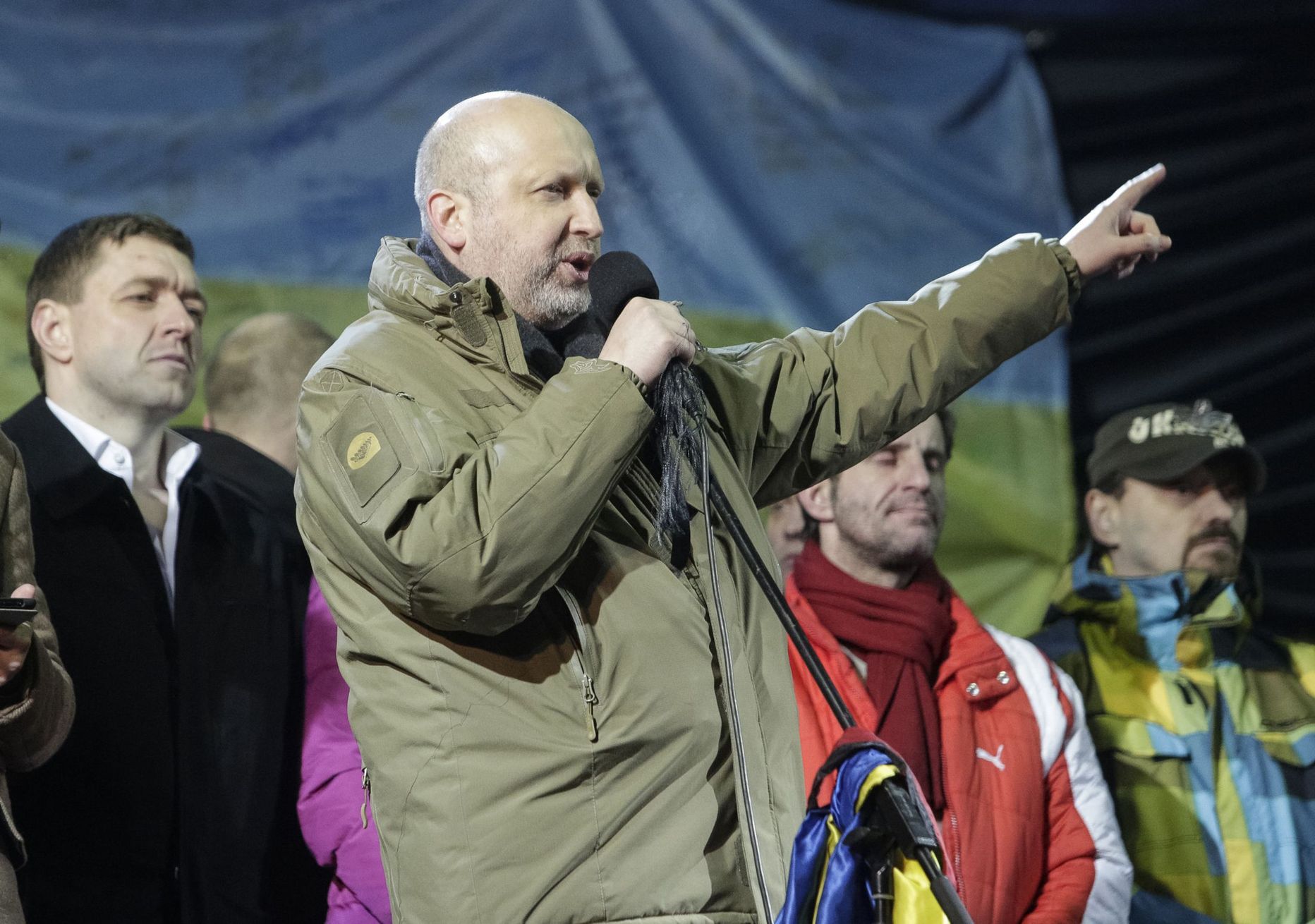 Александр Турчинов выступает на Майдане.