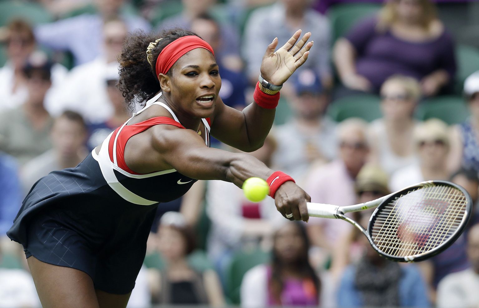 Serena Williams lülitas olümpiamängudel konkurentsist Jelena Jankovici.