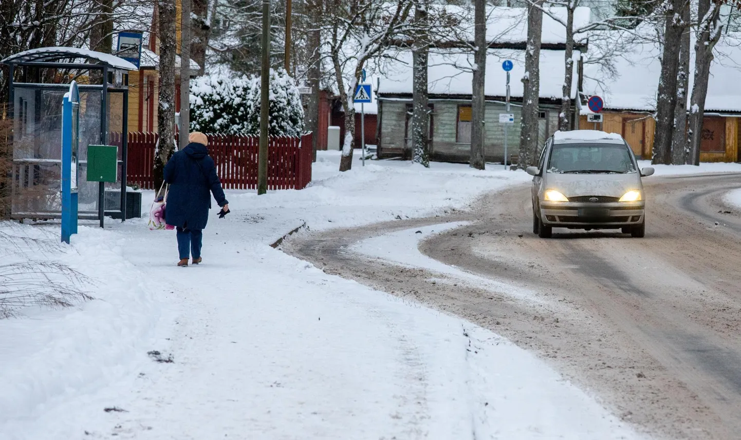 Autojuhtide kõrval&nbsp;peaksid ettevaatlikud olema teisedki liiklejad.