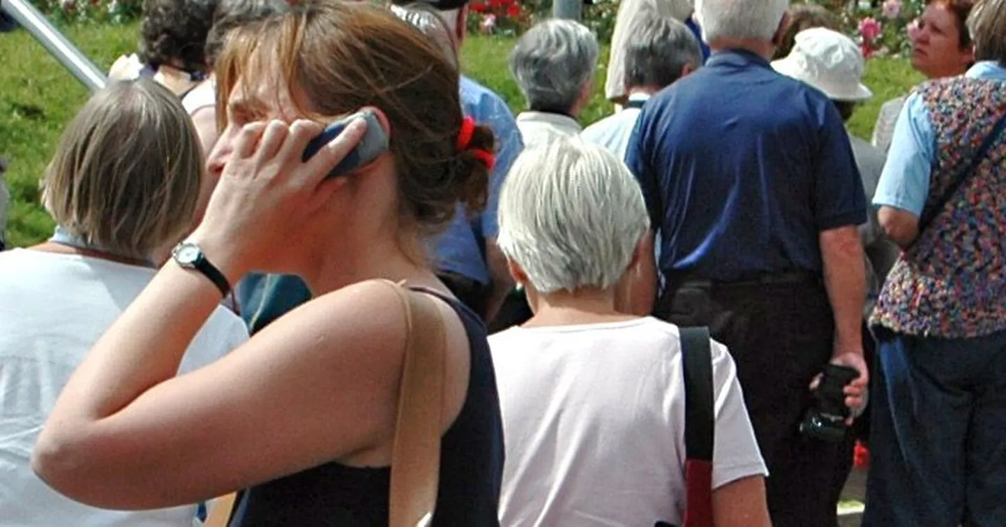 rääkimine mobiiliga