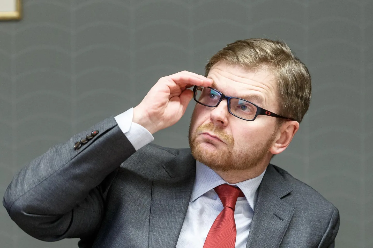 The head of the Financial Supervision Authority, Kilvar Kessler, is concerned that the penalties that the supervision can impose are so small that cheaters have no problem paying the fines and still break the law.