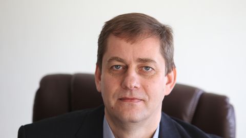 Deputāta mandātu zaudēs Zemmers, Krauzem atgriežoties Saeimā