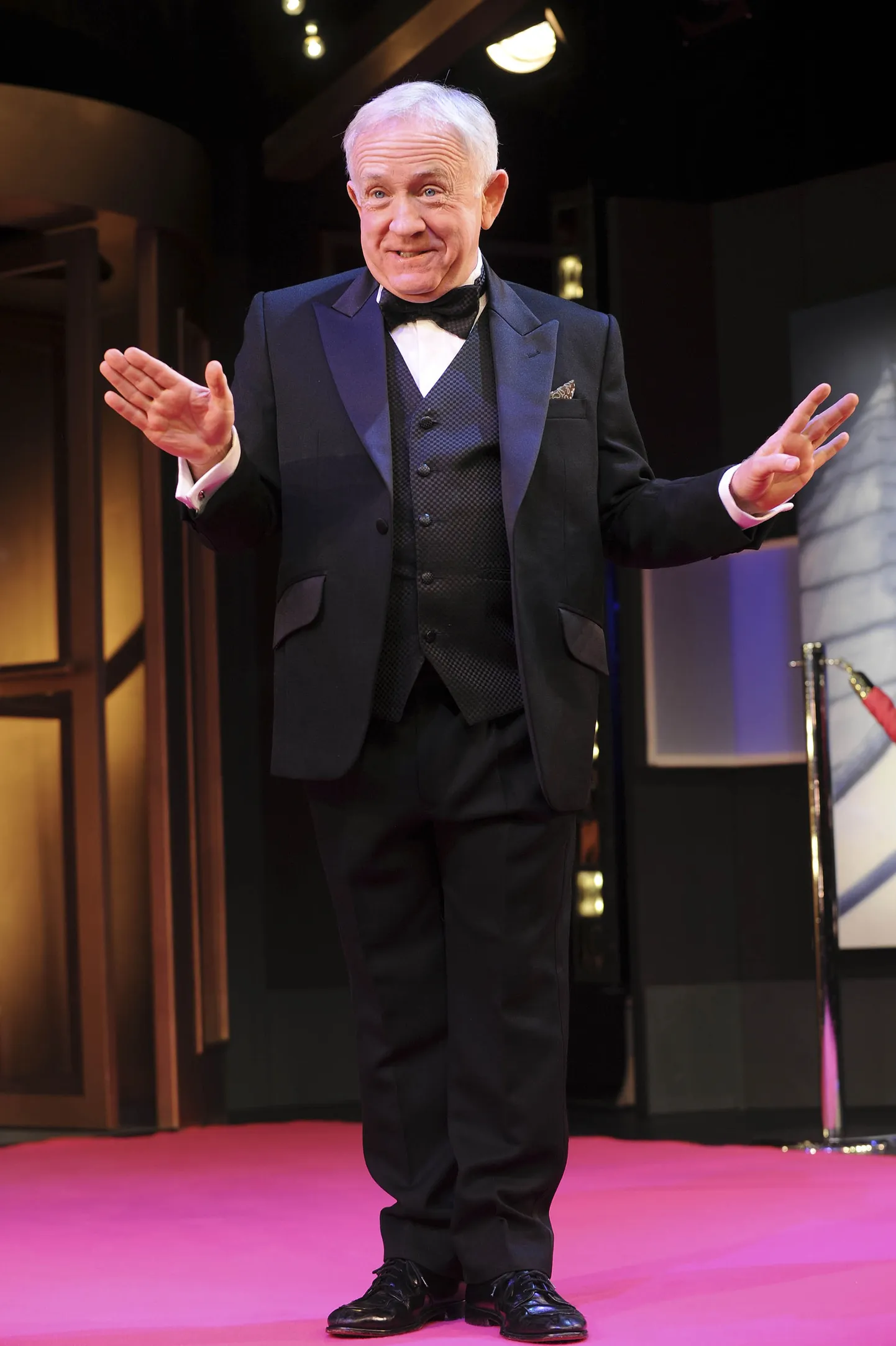 Koomik ja näitleja Leslie Jordan suri 67-aastaselt.
