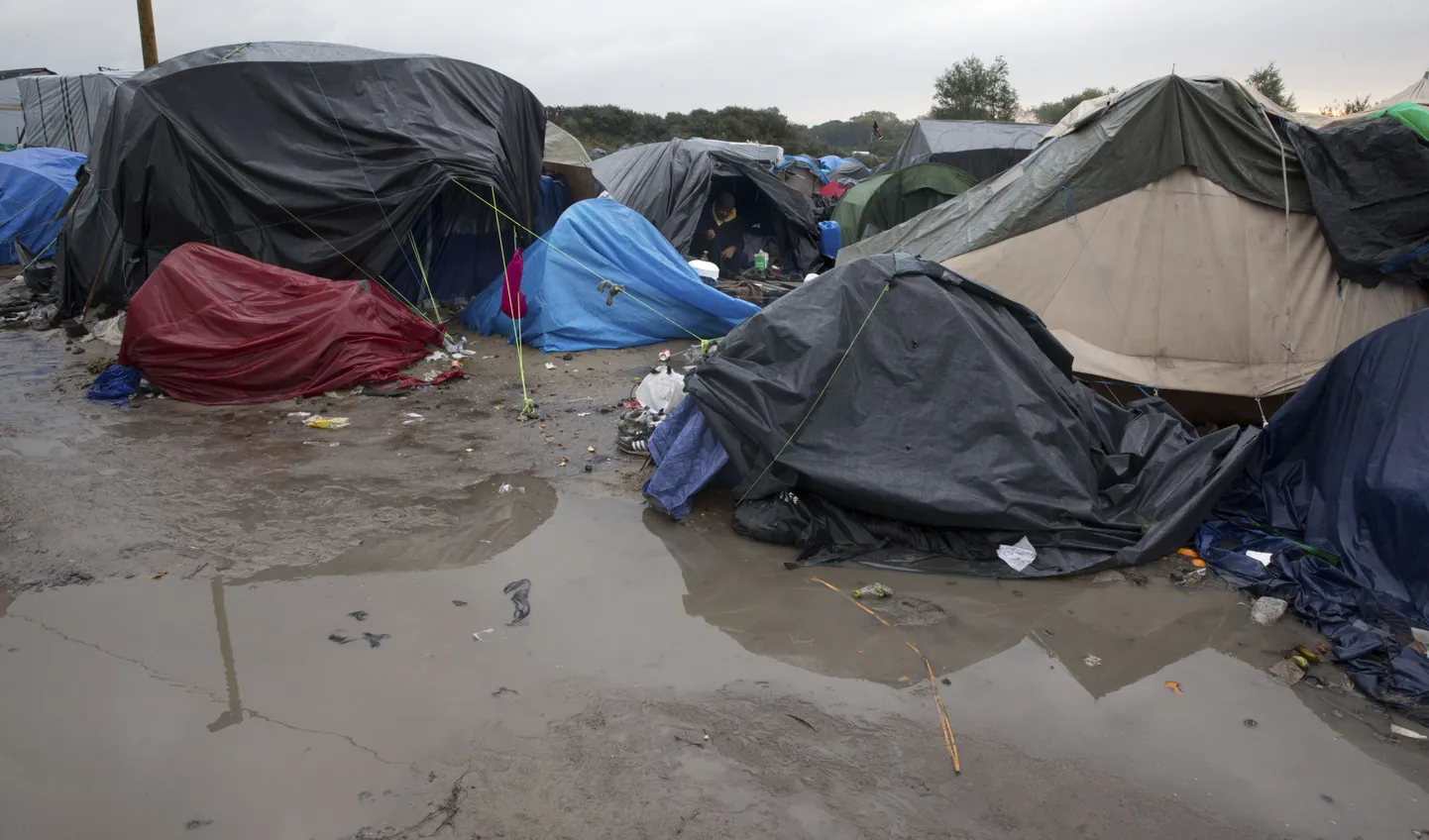 Migrantide telklaager Calais´s.