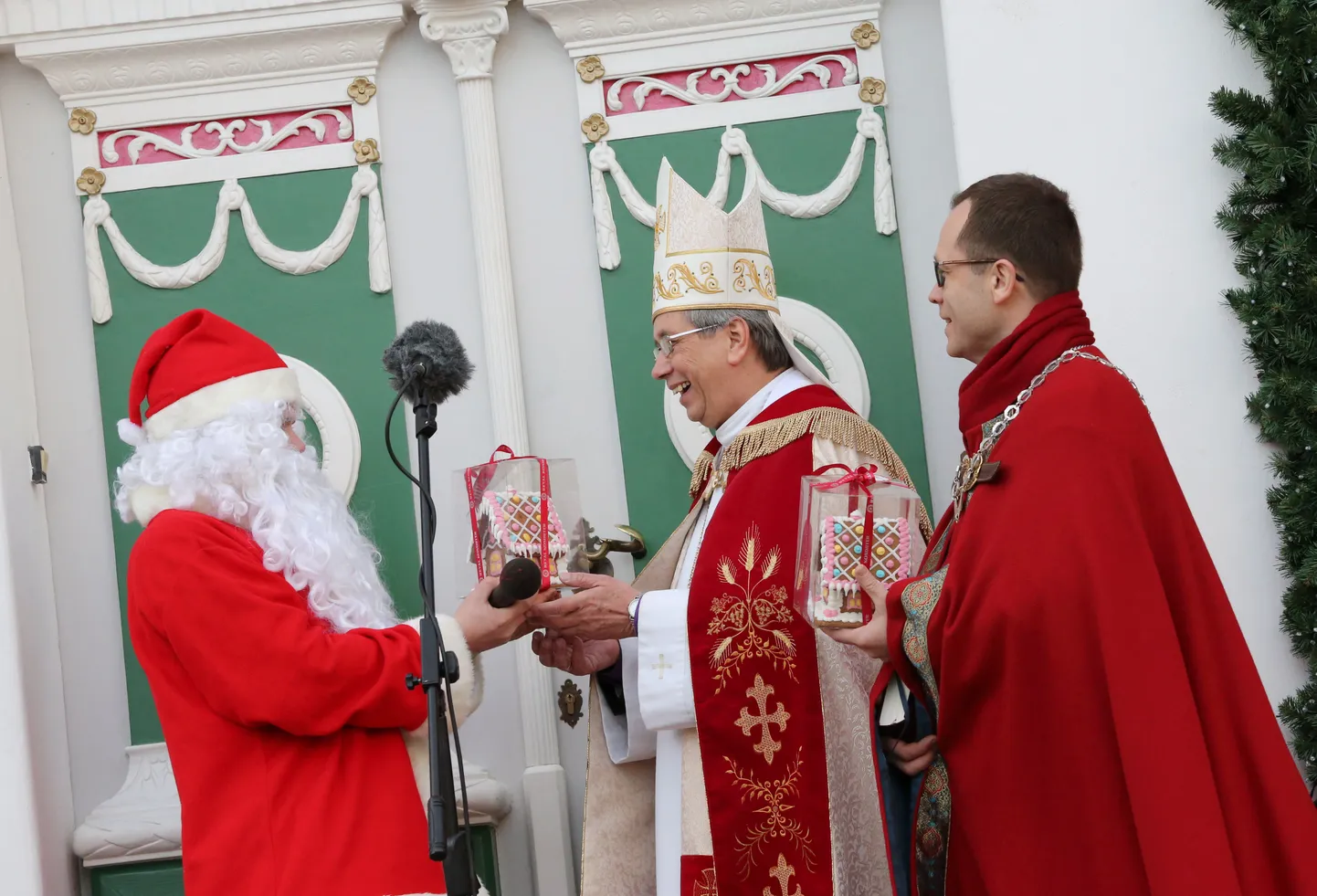 Jõulurahu väljakuulutamine Tartus.