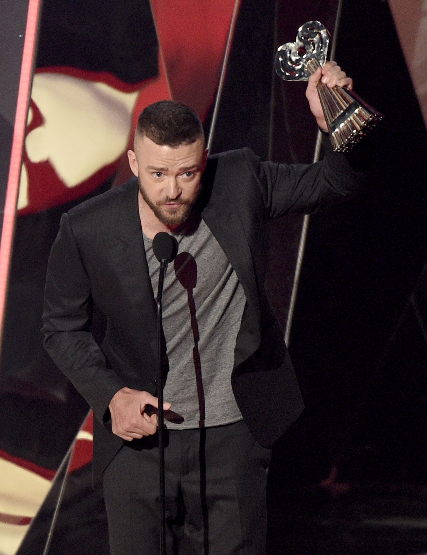 Justin Timberlake'i kontsert nihutab F1 kvalifikatsioonisõitu hilisemaks.