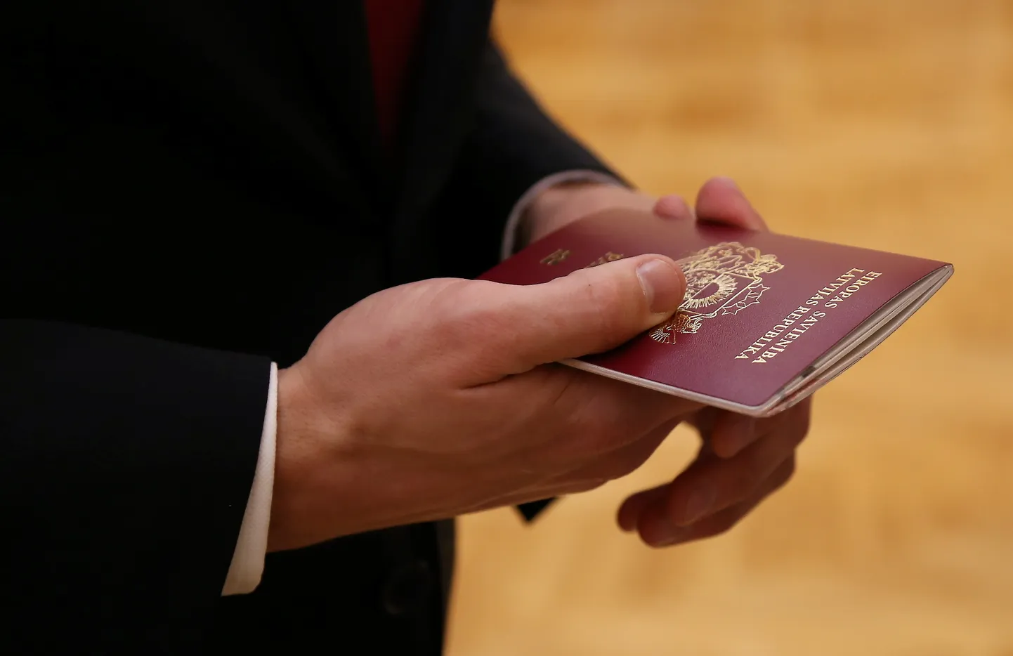 Latvijas pilsoņa pase. Ilustratīvs attēls