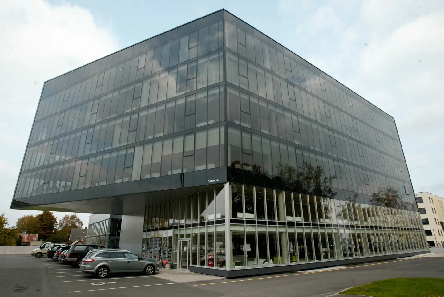 Sõbra 54 ärihoone Tartus.