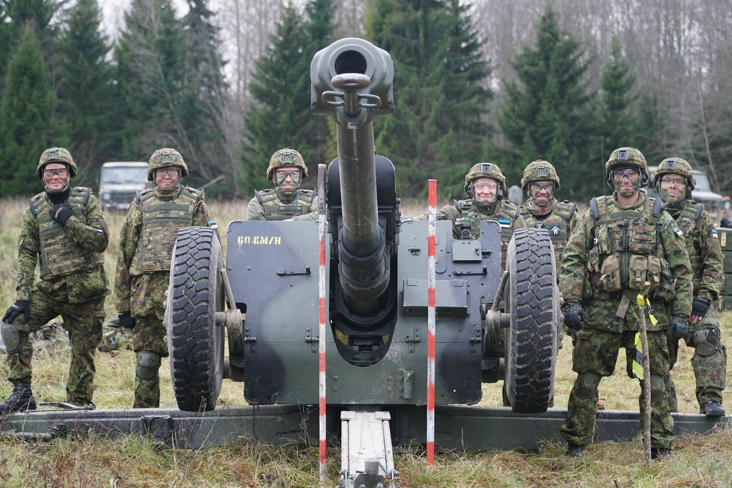 Õppustel lõi kaasa Kirde maakaitseringkonna suurtükipatarei, mille koosseisus on ka Järva malevlasi.