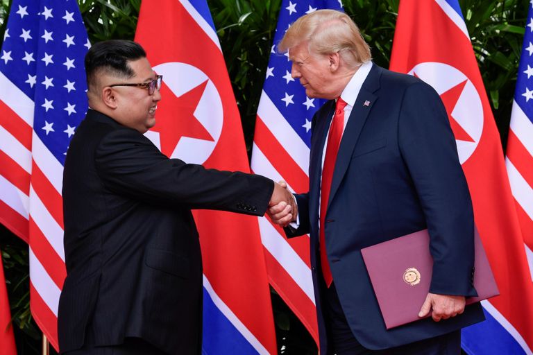Kim Jong-un (vasakul) ja Donald Trump Singapuris.