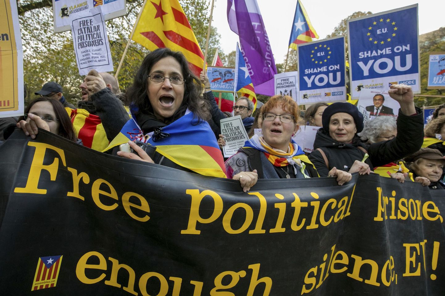 Kataloonia iseseisvuse pooldajad täna Brüsselis toimunud meeleavaldusel.