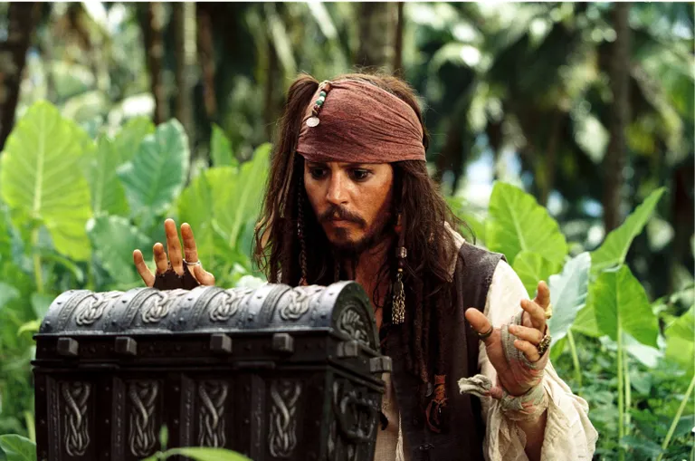 Johnny Depp Jack Sparrowna filmis «Kariibi mere piraadid: surnud mehe aardekirst»