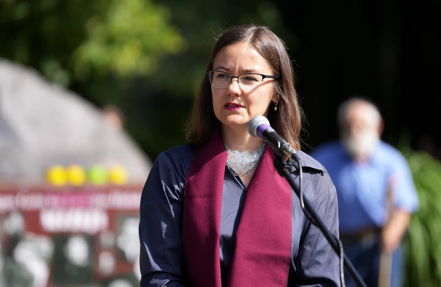 Rīgas domes priekšsēdētāja vietniece Linda Ozola piedalās Latvijas holokausta muzeja organizētajā genocīdā cietušo ebreju piemiņas gājienā "Dzīvo gājiens".