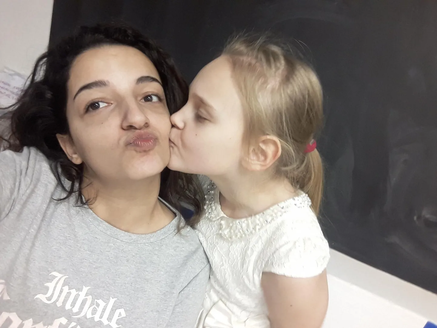 Türklanna Ferda Yegin tunneb end vahel eba­mugavalt, kuna­ eestlased pole altid naeratama.